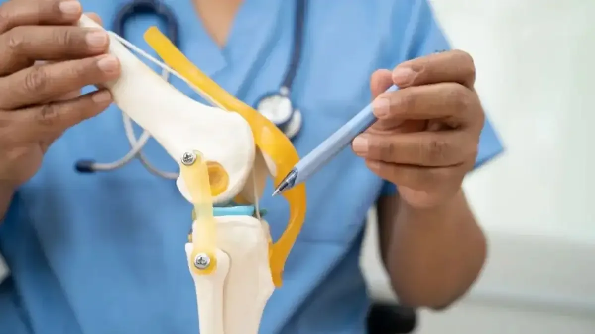 Cirurgia de prótese de joelho em idosos