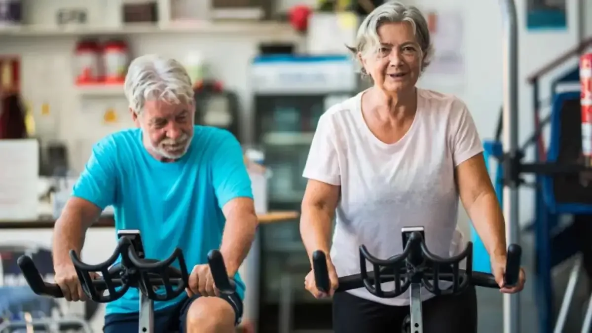 Quem tem artrose no joelho pode fazer bicicleta ergométrica